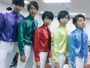 《AIで作ったメンバーの偽写真も》嵐　ラストツアーの“なりすましアカウント”が登場…ライブ配信謳い、会員登録促す“悪質手法”