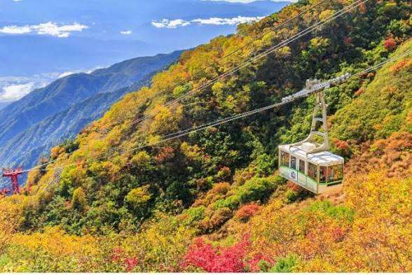 「道に迷った」1人で登山の中学2年生の男子（14）が遭難　中央アルプス木曽駒ヶ岳付近で行動不能に　遭対協隊員が救助、近くの山荘に収容　明朝に警察と遭対協隊員が出動、同行下山の予定