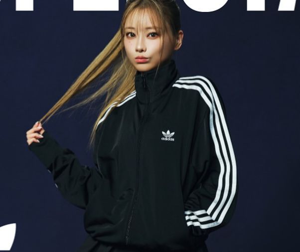 重盛さと美　爆売れ自費出版写真集「肛門の赤みを…」衝撃告白　共演者騒然、さんまも「そら売れる!!」