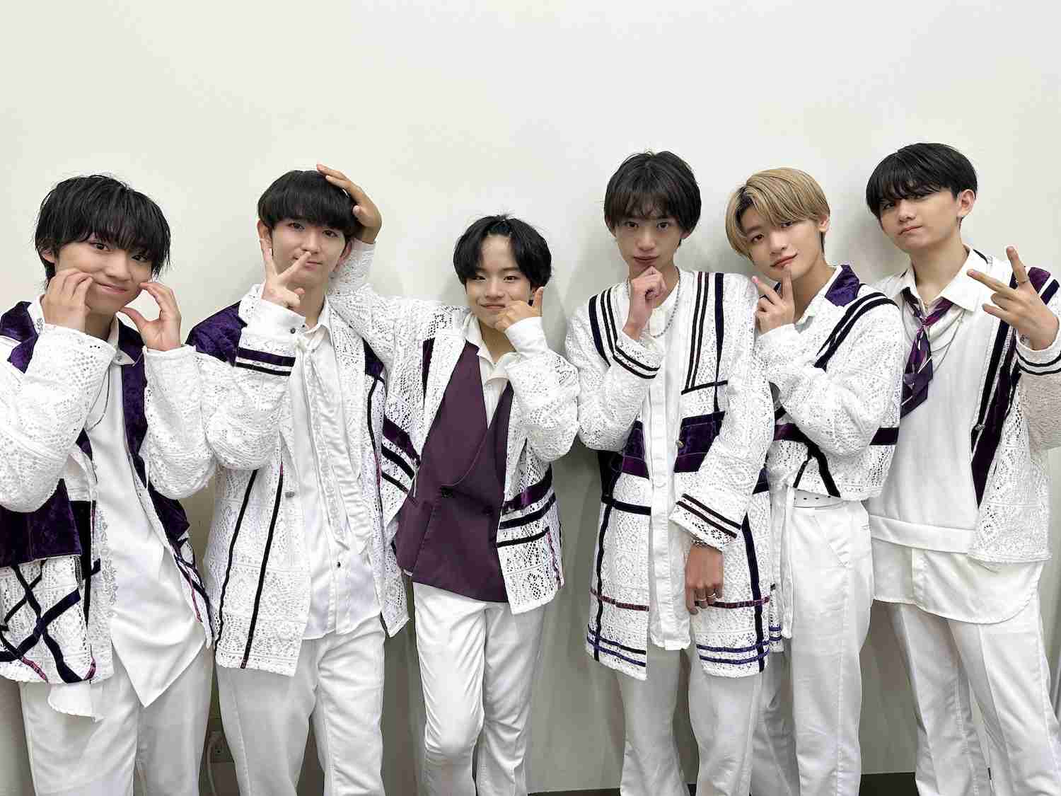 Lienel“全部乗せ”デビュー　EBiDANの6人組、先輩グル－プの“いいとこどり”
