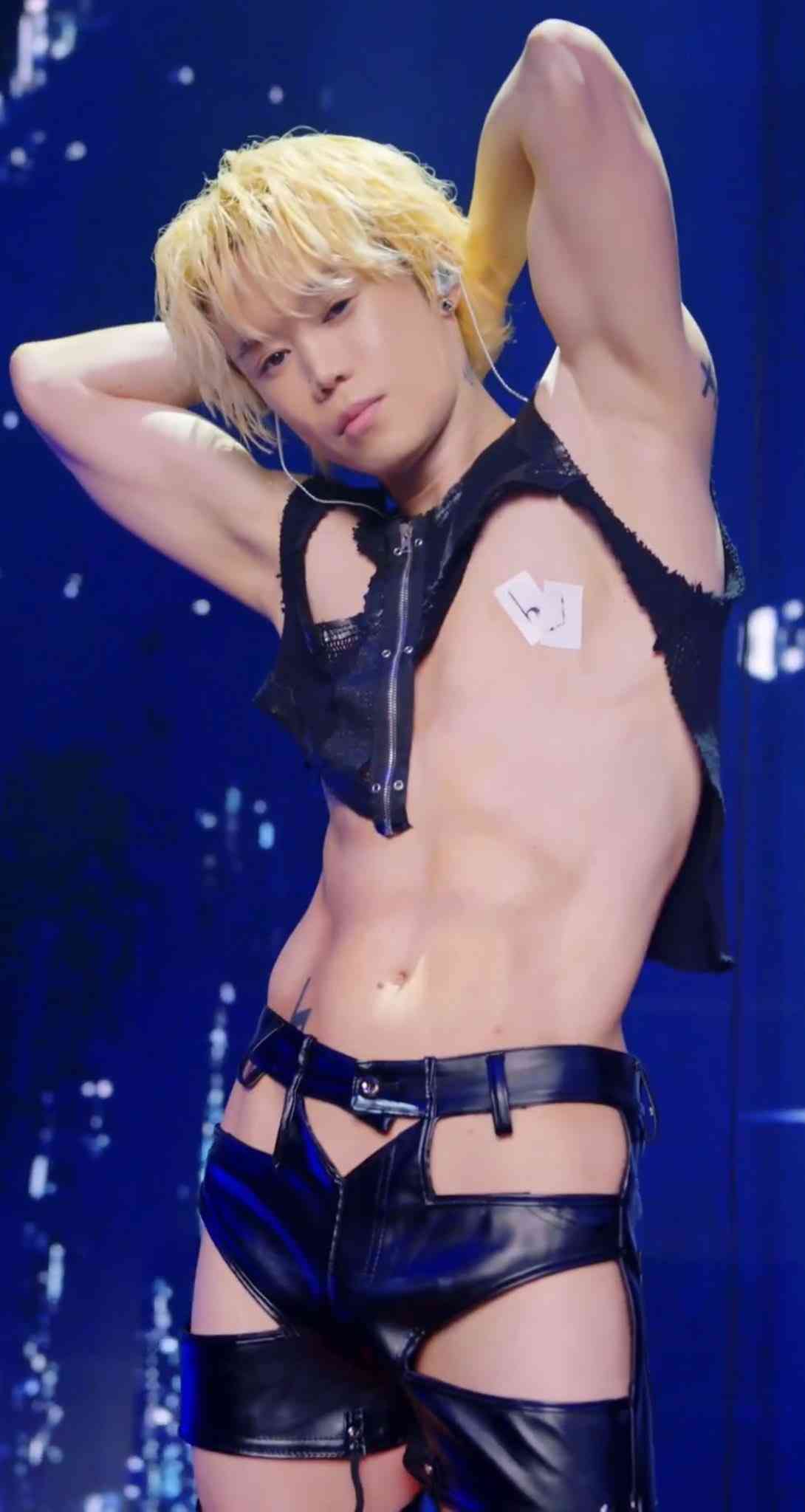 本当にこんなファッションしてる人いるの？