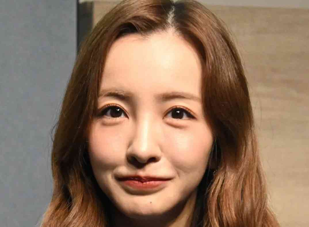 板野友美プロデュースアイドル・RoLuANGEL、妹の板野成美がグループ卒業・新居稚菜は体調不良で休養発表