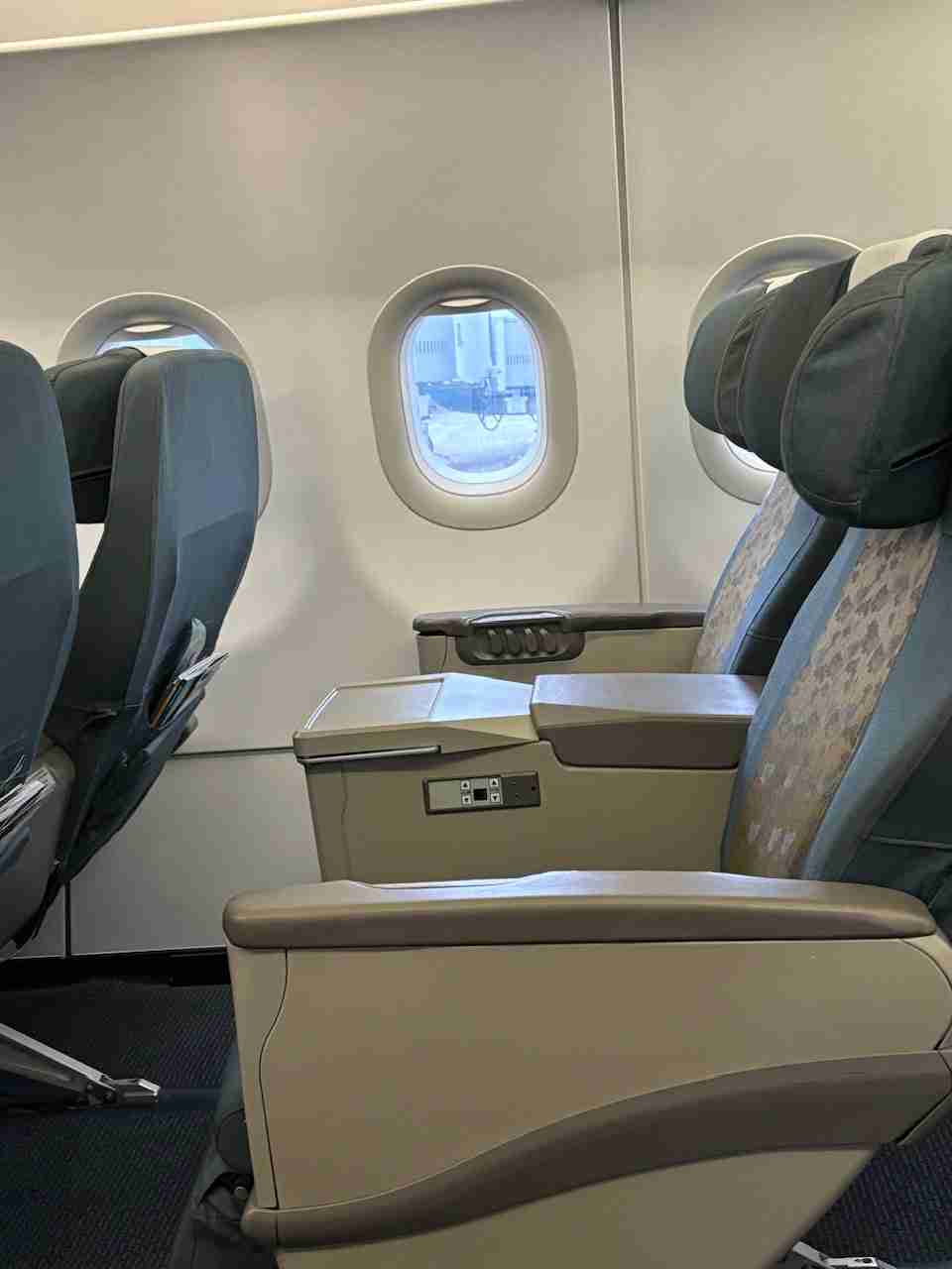 夜間高速バスでリクライニングしたら文句言われた