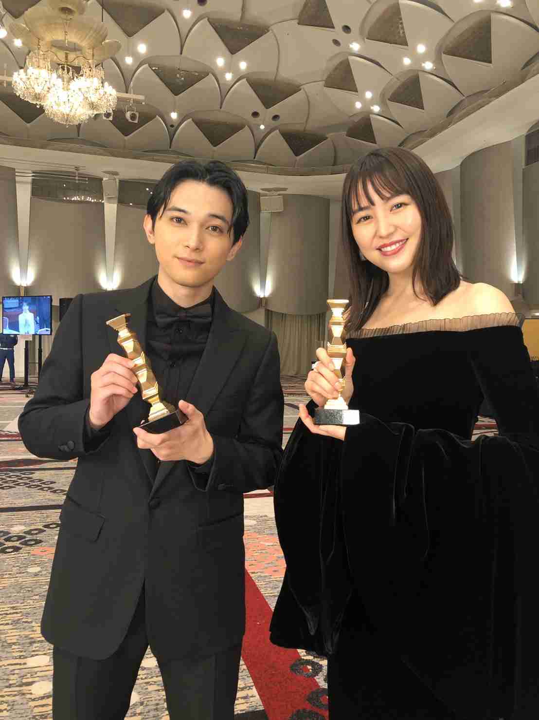 歴代の日本アカデミー賞の衣装が見たい