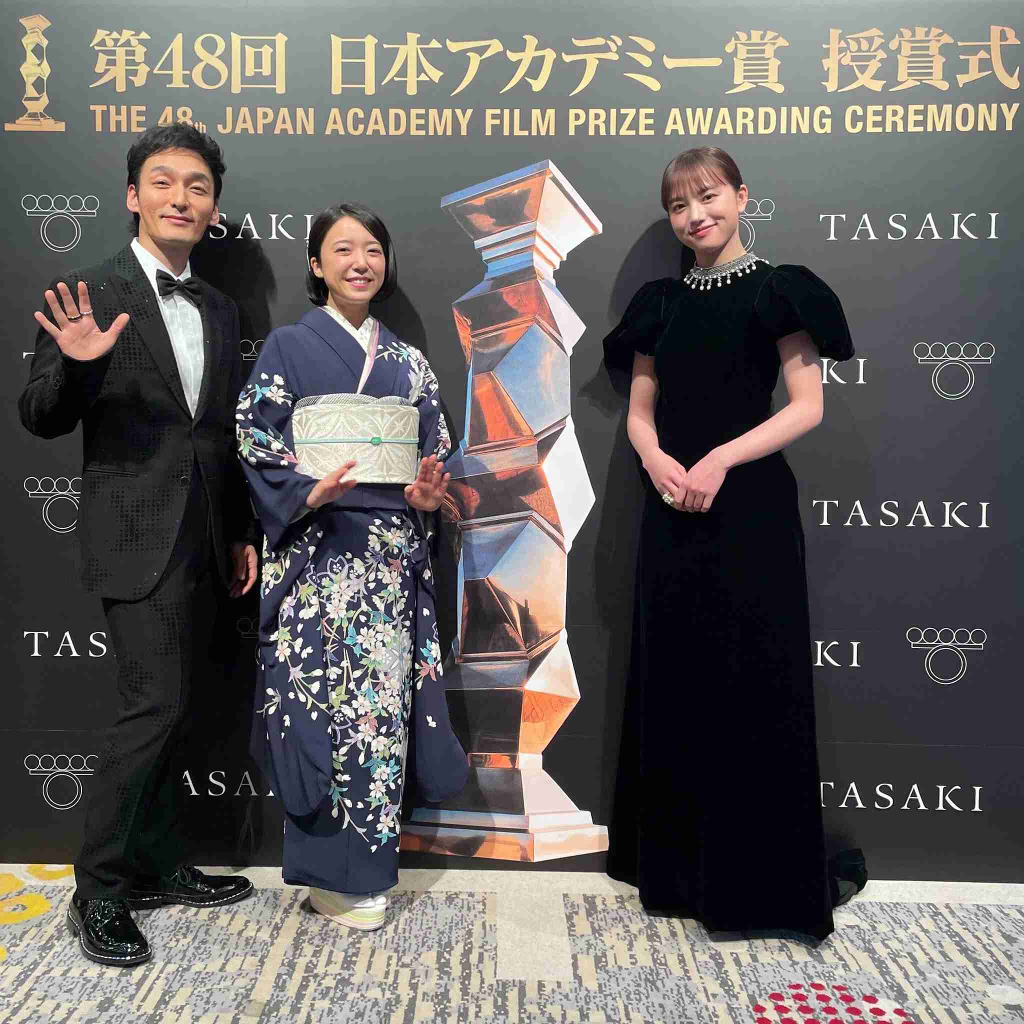 歴代の日本アカデミー賞の衣装が見たい
