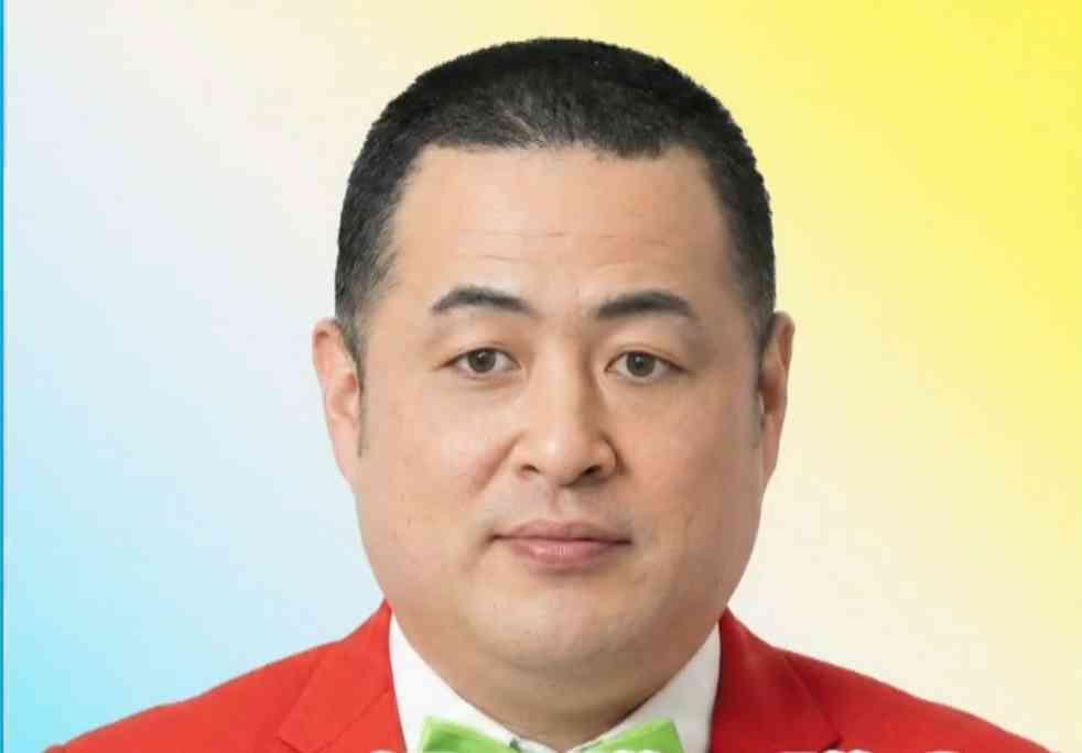 イケメンの画像だけで1000コメントを目指すトピ
