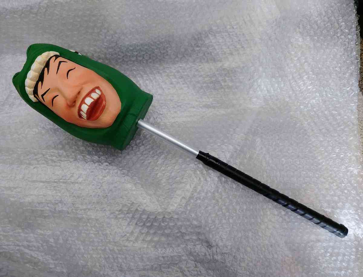 鼻で笑ってしまう