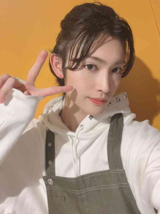 旦那が色白美肌です。美肌になりたい。