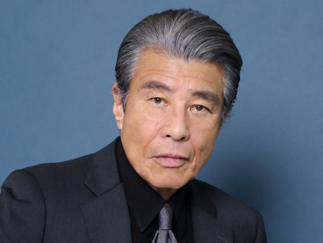 あなたのお父さんは誰に似てますか？