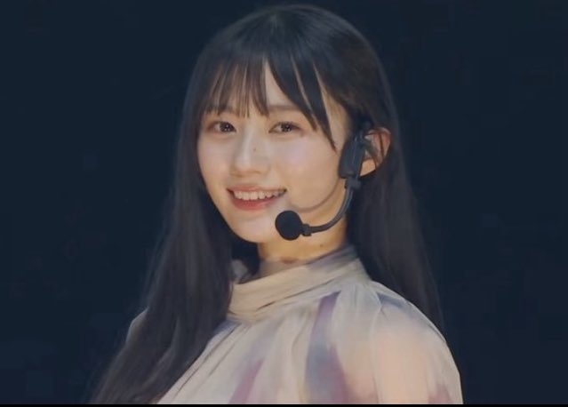 乃木坂46川﨑桜初写真集、発売前重版決定　先行カットの累計閲覧は2800万回超えの大注目