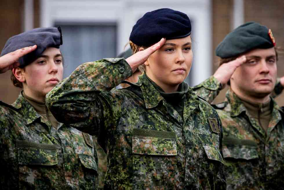 結婚後の婚約指輪