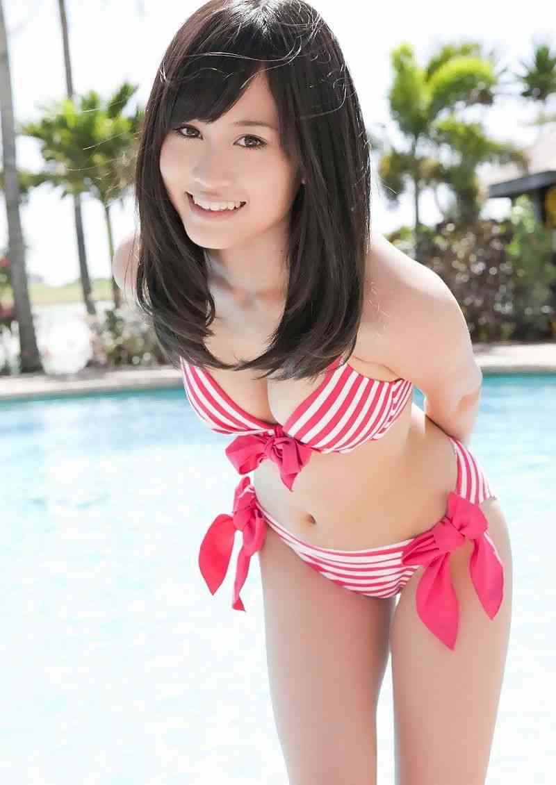 前田敦子、ラスト写真集から大胆な未公開カット2点解禁！　『Beste』重版決定