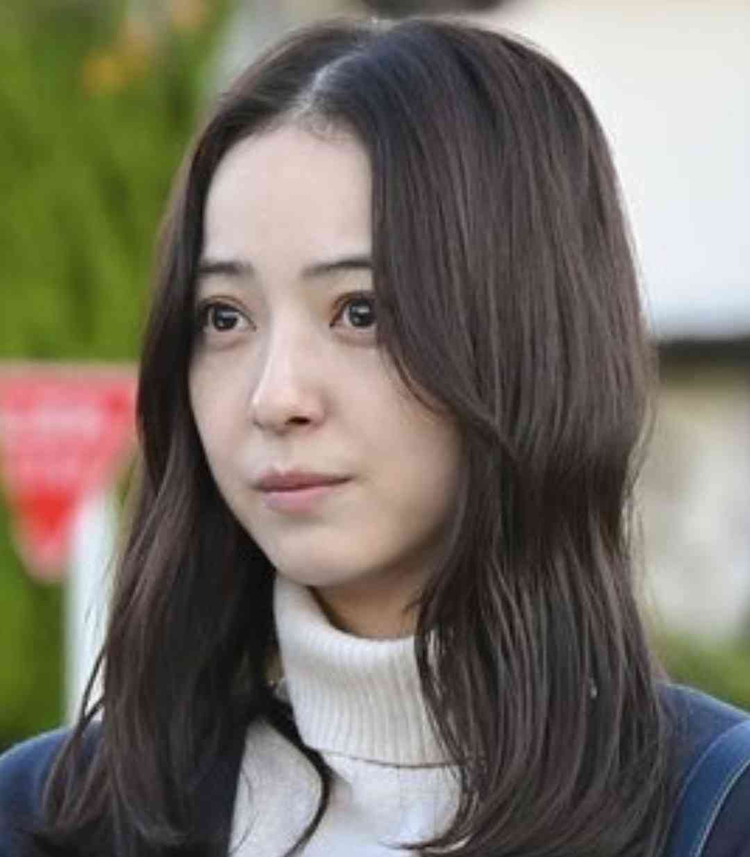佐々木希が気まずいほど見つめてくる日めくりカレンダー発売決定