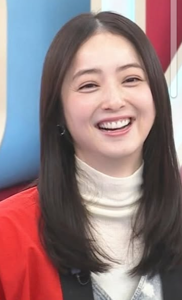 佐々木希が気まずいほど見つめてくる日めくりカレンダー発売決定