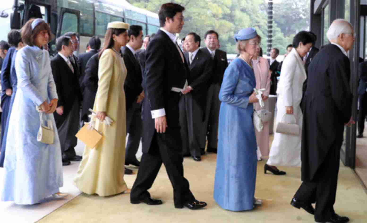 みらい・安野党首、女系天皇「前例がない。極めて慎重に議論すべき」　憲法に自衛隊明記「すべき」個人的見解として表明