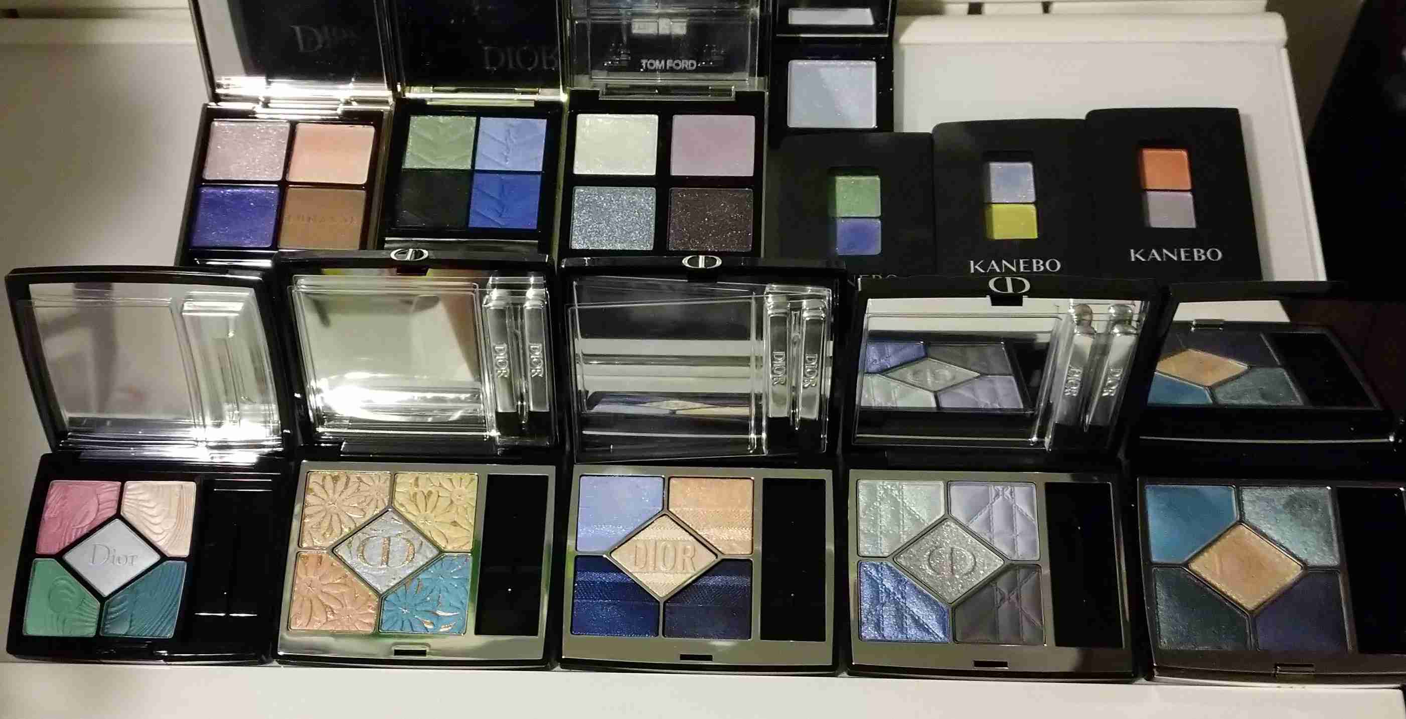 【ブルー系】青いアイシャドウ【アイメイク】