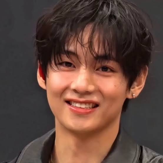 秋元康氏プロデュースの新男性アイドル・Cloud ten、ファンの前で初パフォ「初めてお会いできてうれしかった」