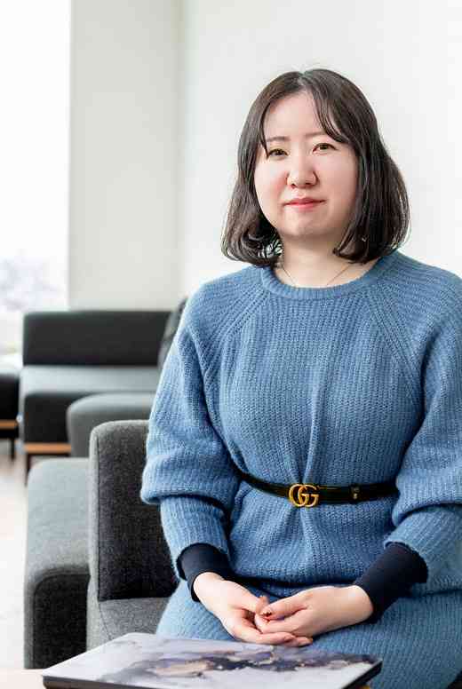 管理職アラフォー以上の女性のファッション、どんな感じですか？