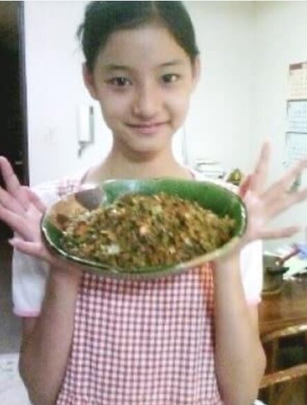 中島裕翔が新木優子との結婚を発表「互いに尊敬の念を忘れずに、心を大切にしながら歩んでいけたら」