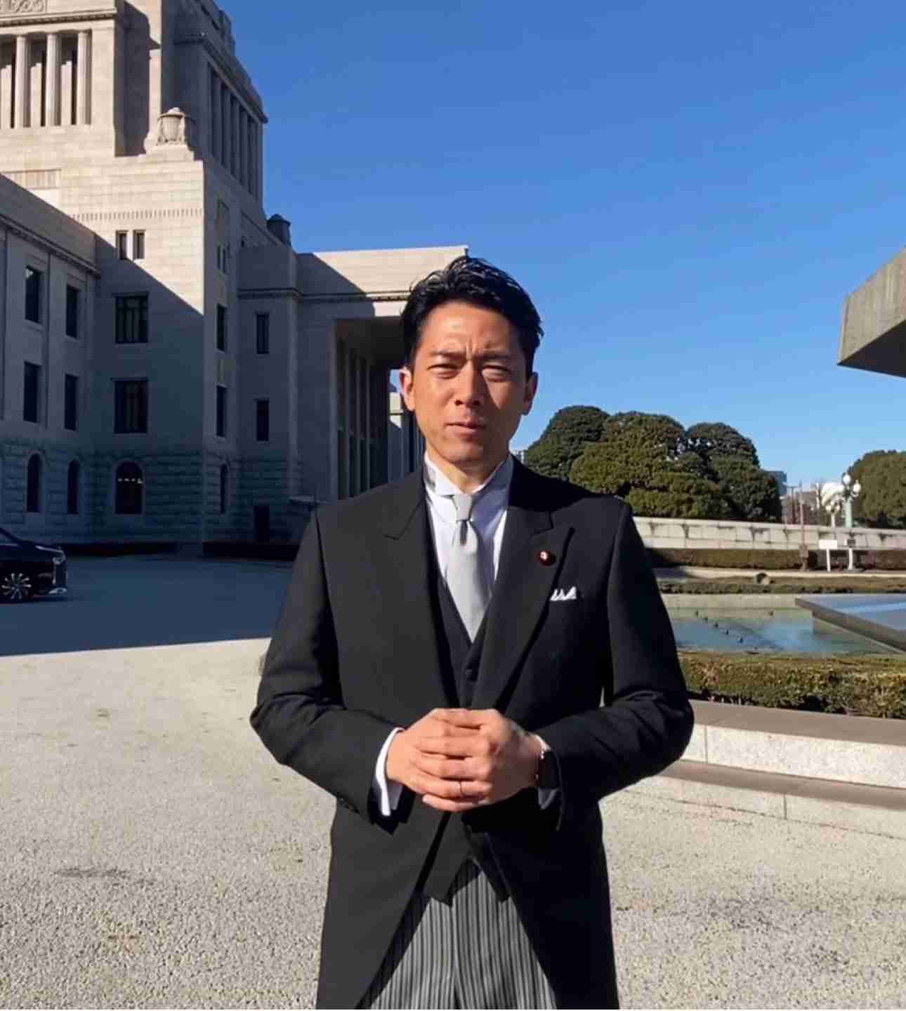【ニーチェ】「深淵を覗く時、深淵もまたこちらを覗いているのだ」風に何か言うトピ