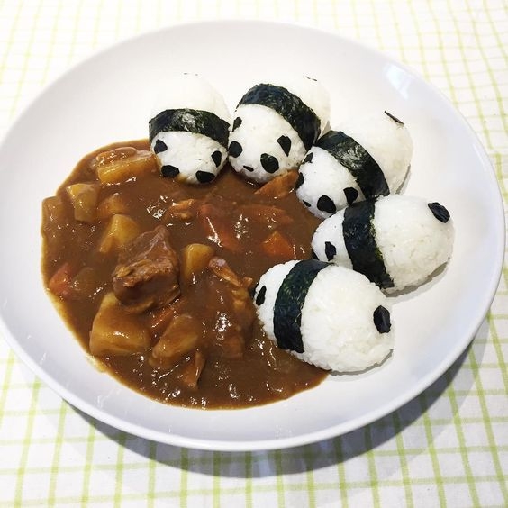 カレーライスの盛り方について