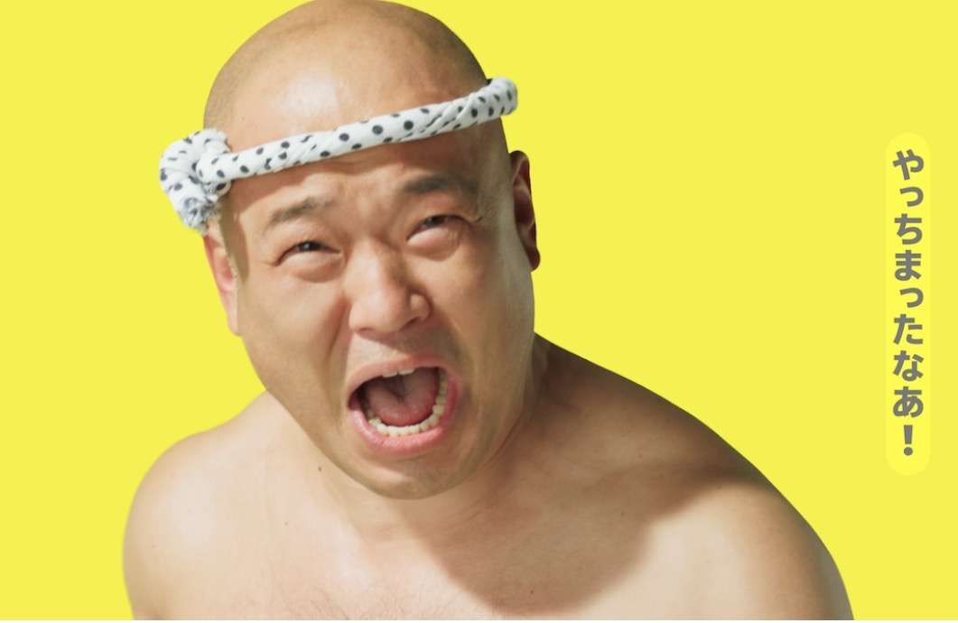 “令和の峰不二子”の異名をとる26歳モデル・阿部なつきの衝撃コーデが「これはやばい」「なんで上着脱いだ？」　くっきりインナー透けぴたぴた白T…