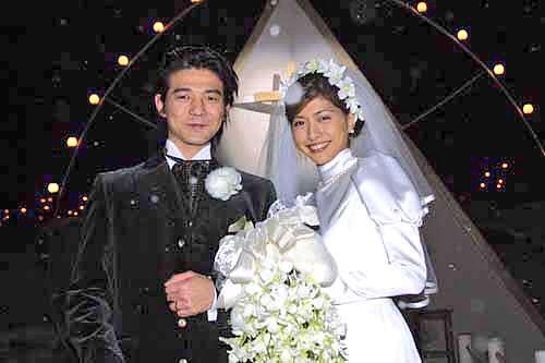 内田有紀が結婚を正式発表、マネジャーの柏原崇氏と「ともに歩んできた時間が家族という形に」
