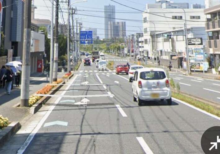 「狂ってるだろ」神奈川県警の自転車ルール投稿に“ブチギレ”コメント相次ぐ!?「日本をバカの国だと思った」「歩道を走らせろ」の声も