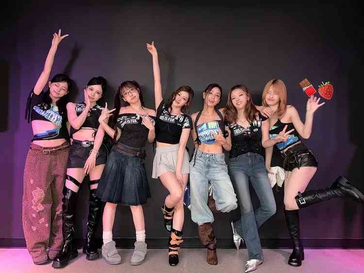 「直してあげてよ」TWICE・モモ　“だらしない”ドレスが物議…宮沢りえも巻き込まれた“勘違い”されるデザイン