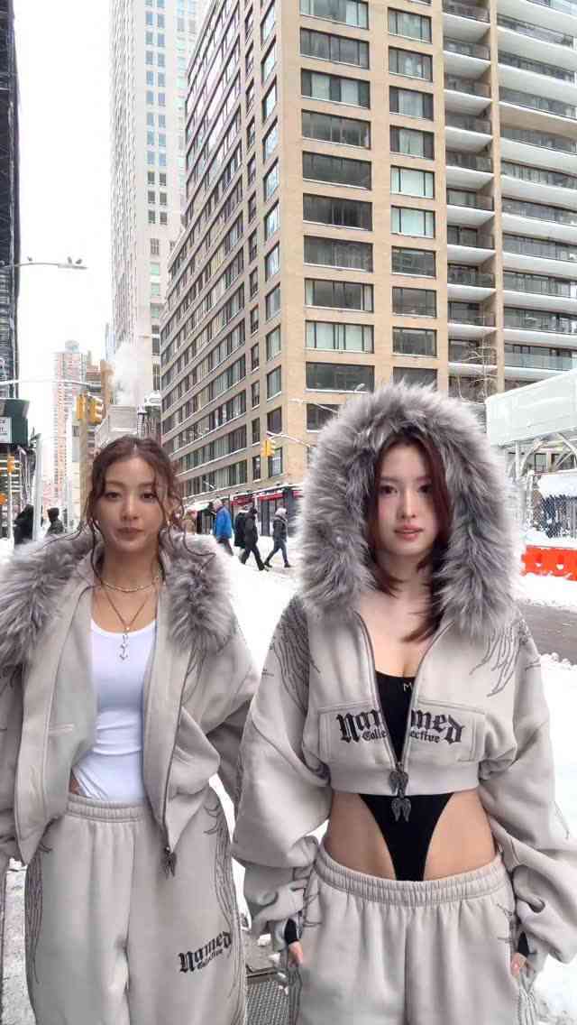 「直してあげてよ」TWICE・モモ　“だらしない”ドレスが物議…宮沢りえも巻き込まれた“勘違い”されるデザイン