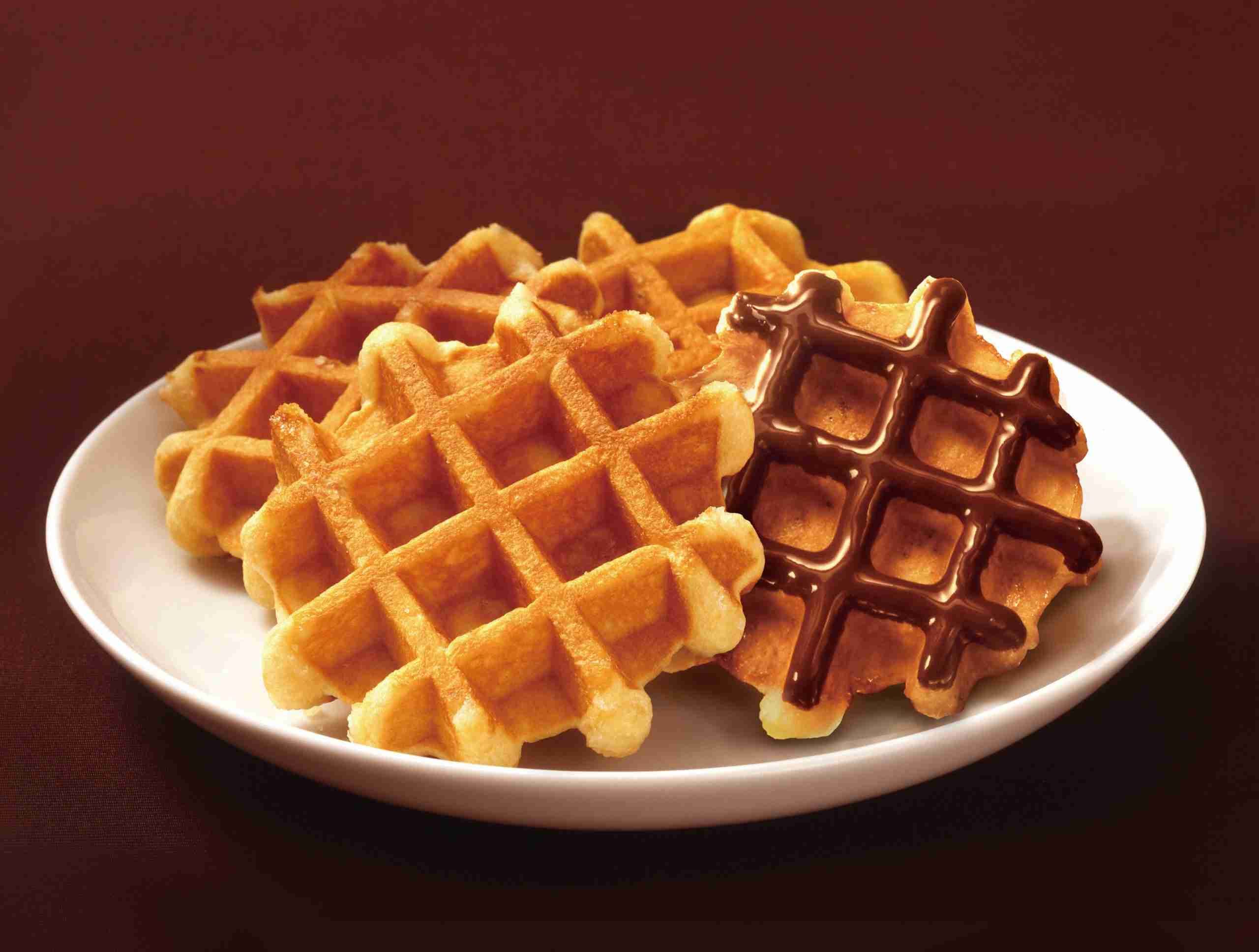 甘いものが食べたい時何買いますか？