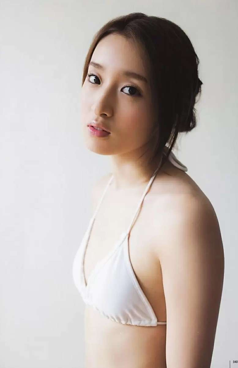 貧乳超えて無乳の人