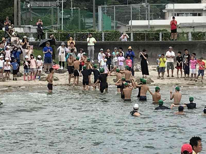 母校の体育の授業がガチだった人