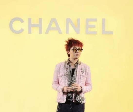 韓国スター着用ジャケットが、キスマイ・玉森裕太“過去の監修衣装”に酷似指摘相次ぐ…「直接的な関連はございません」デザイナーは否定　そもそもドルガバに酷似との声も…