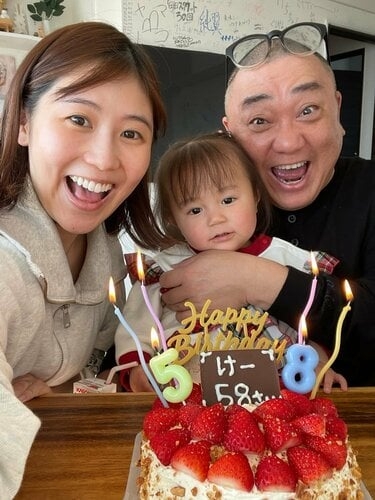 第2子妊娠中の西野未姫、ショートパンツ＆ブーツのマタニティーコーデに「臨月と思えない」