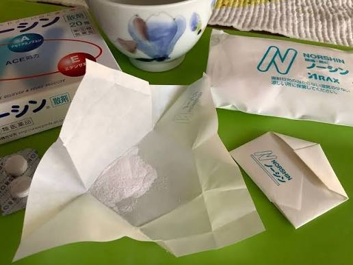 「入荷のメドない」薬局不安　粉薬まとめる分包紙在庫減　石油化学製品の供給綱渡り