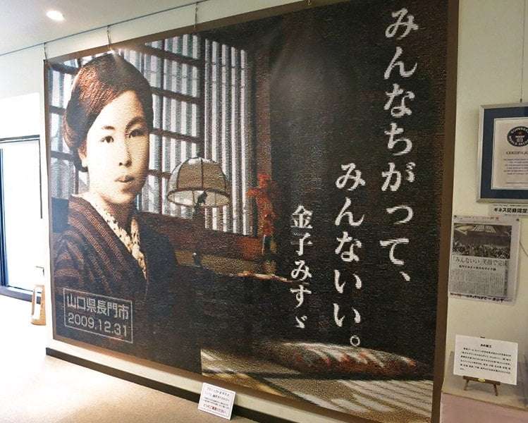 息子のスマホを新規契約しに行ったら、娘と息子が機種は「iPhone」と言うので『高いからAndroidでええやろ』と返すと、「iPhoneじゃないといじめられる」と言われた