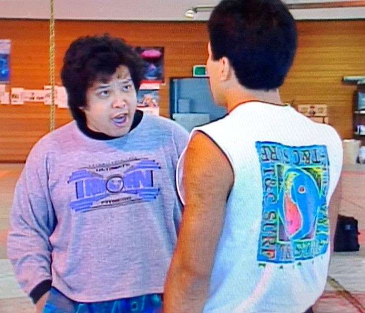 【対女性】嫌いな人にボディタッチしますか?