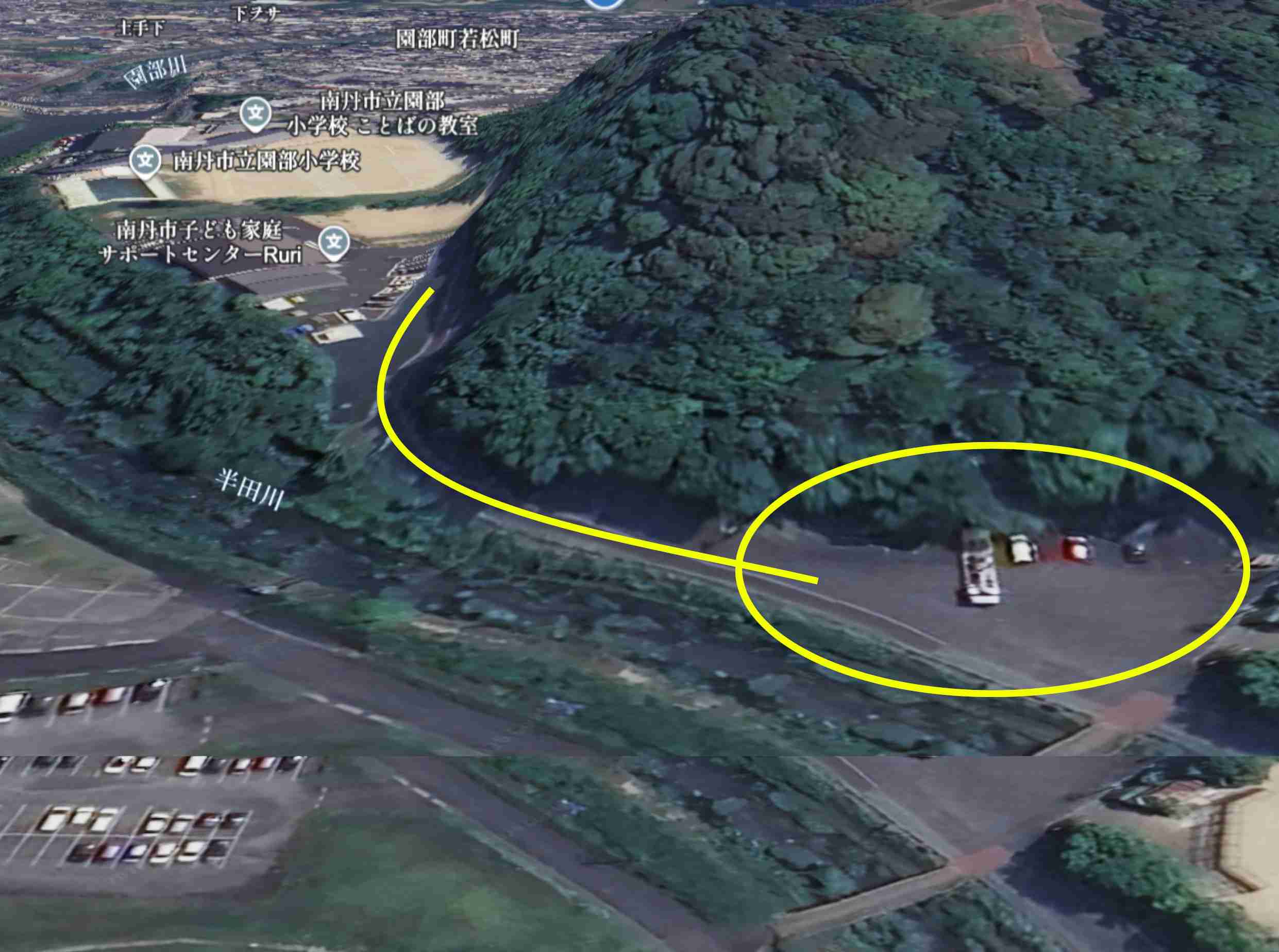 京都府南丹市の男児不明 通学かばんは峠道ガードレール裏側で発見、汚れなし
