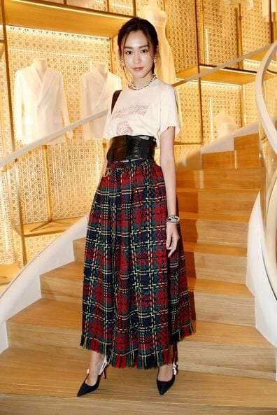 骨格が華奢だと分かる画像が見たいpart7