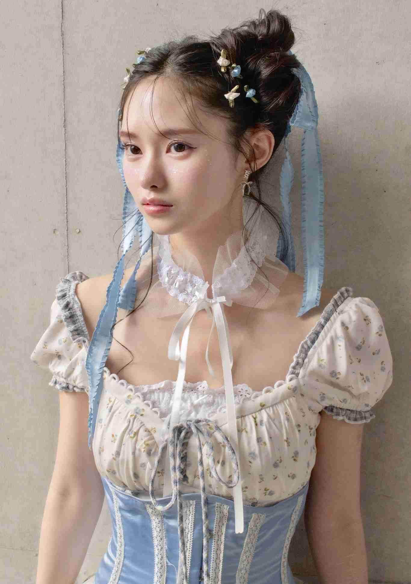 骨格が華奢だと分かる画像が見たいpart7