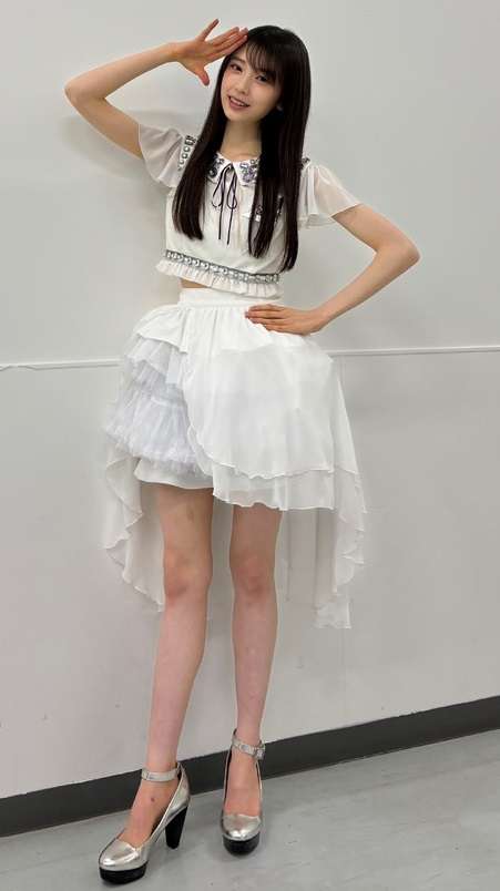 骨格が華奢だと分かる画像が見たいpart7