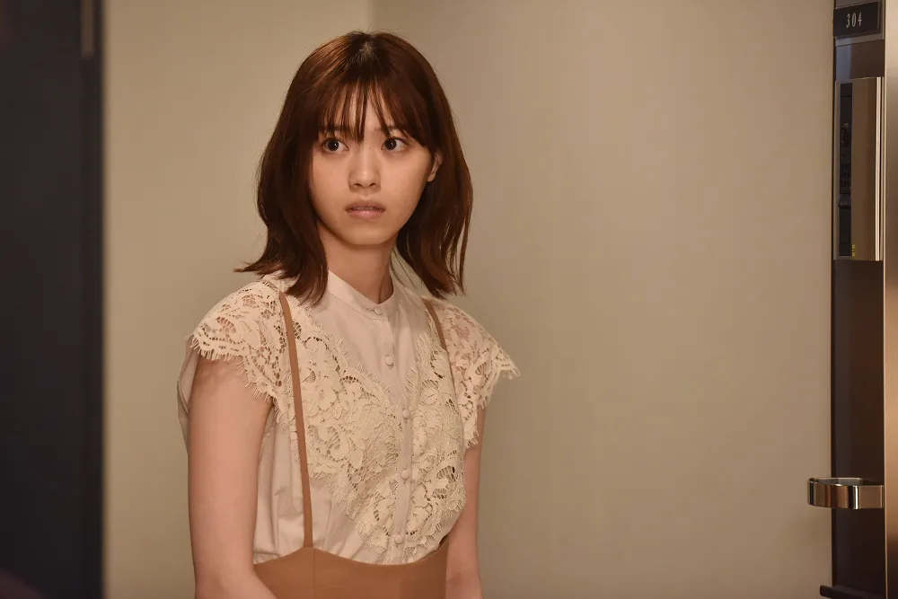 骨格が華奢だと分かる画像が見たいpart7