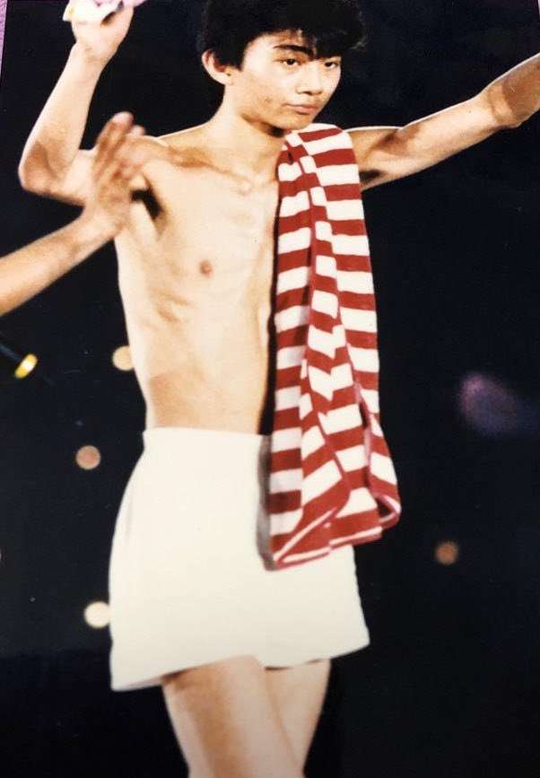 骨格が華奢だと分かる画像が見たいpart7