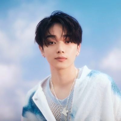 骨格が華奢だと分かる画像が見たいpart7