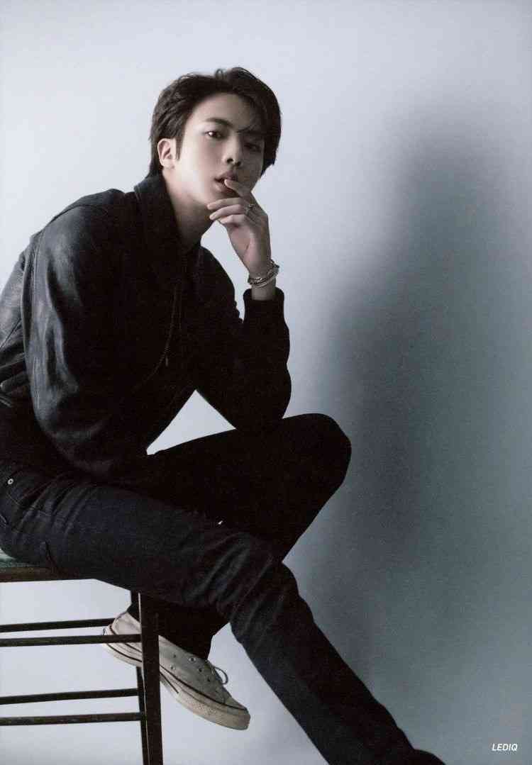 小顔の芸能人・有名人