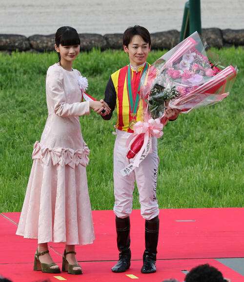 小顔の芸能人・有名人