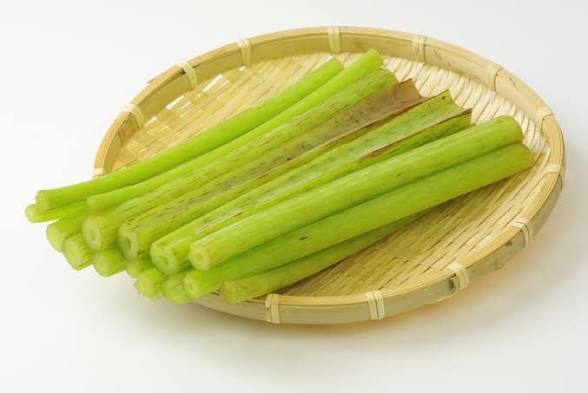 聞こえるようにため息や呪詛を吐く夫