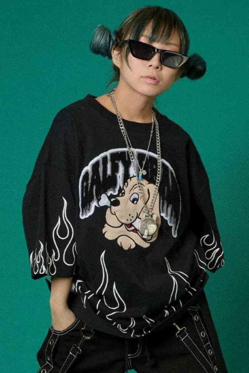 中学生男子の洋服問題