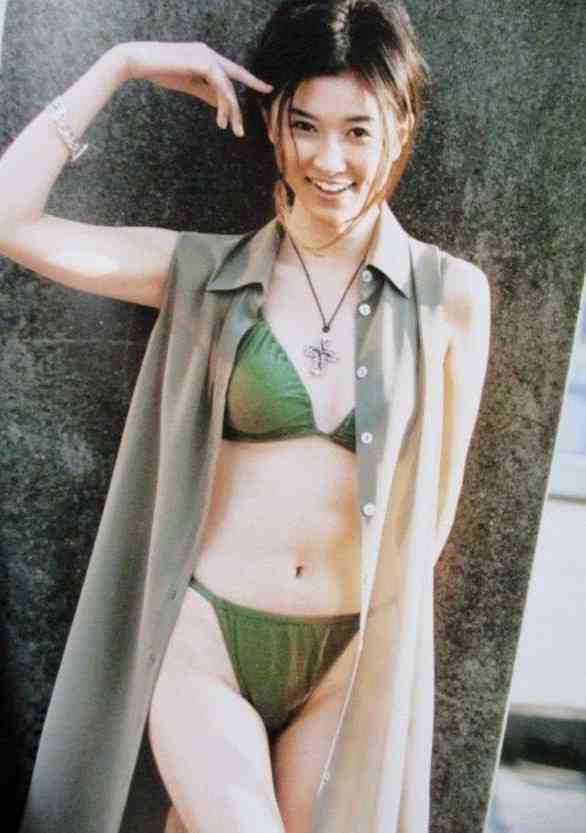 石丸伸二、ミス東大・神谷明采とまさかのジャグジー 身体を密着させ…“愛してるゲーム”で見せた表情にスタジオも大興奮<恋愛病院>